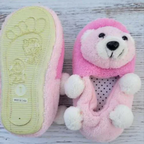Adorable Pink Bear Slippers - Little Girls Size 7 - Picture 2 of 4